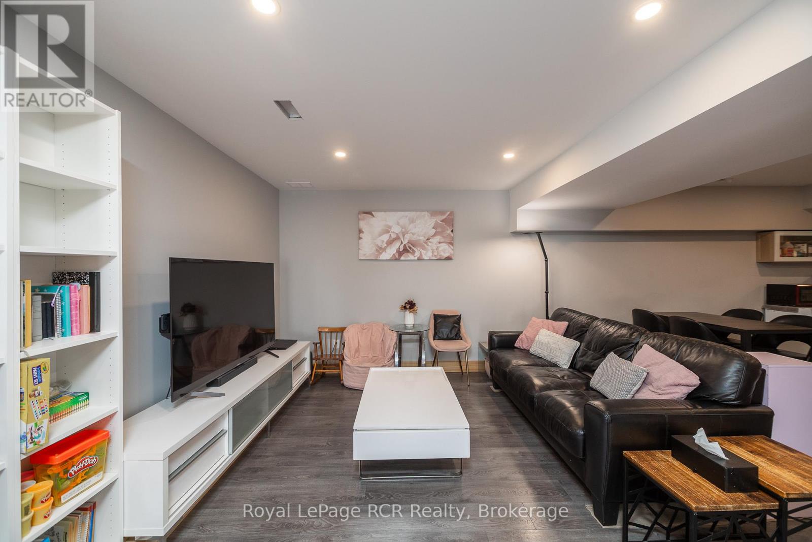 167 PRINCE STREET - 28