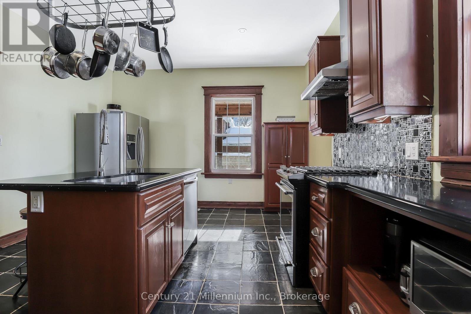 296 GARAFRAXA ST STREET - 20