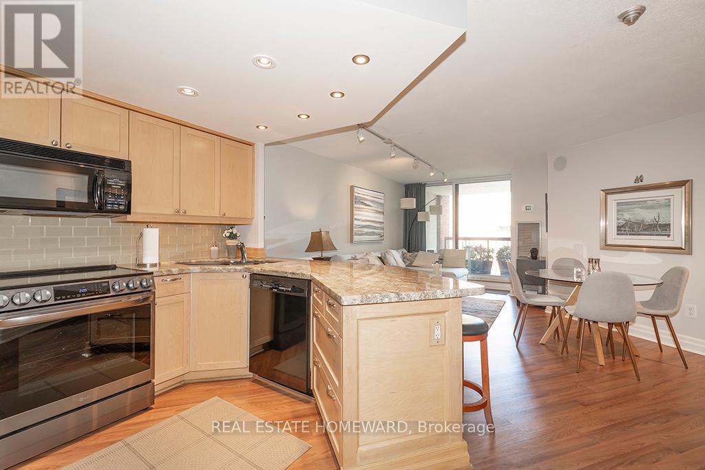 #503 77 MAITLAND PLACE - 13