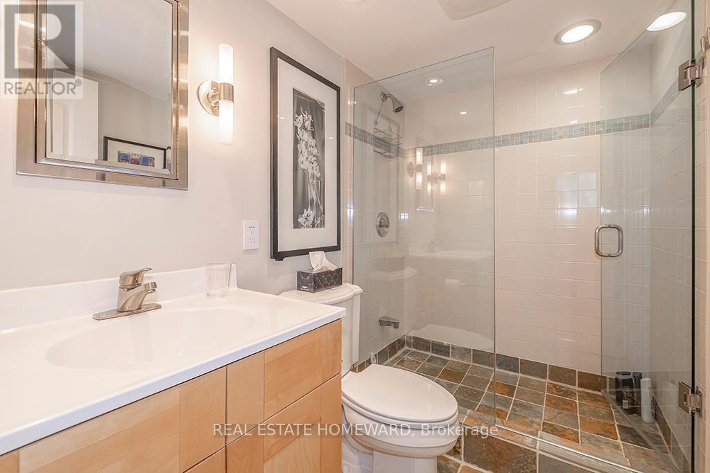 #503 77 MAITLAND PLACE - 23