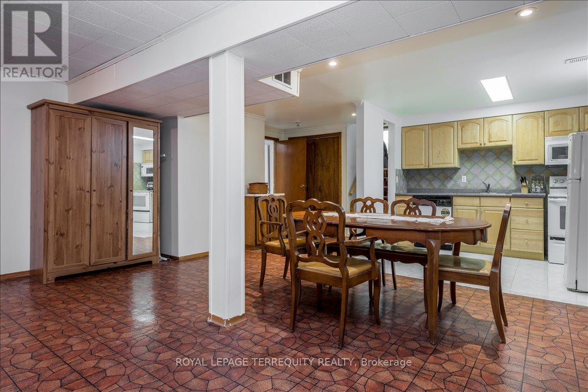44 MARGARET AVENUE - 23