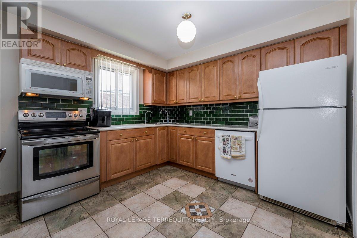 44 MARGARET AVENUE - 8