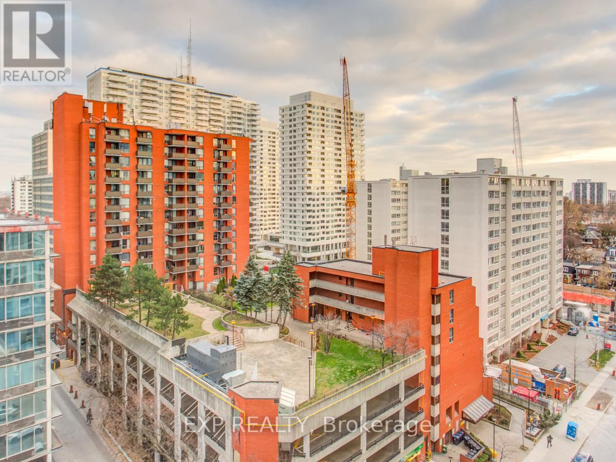Listing photo of 1509 - 43 EGLINTON AVENUE E