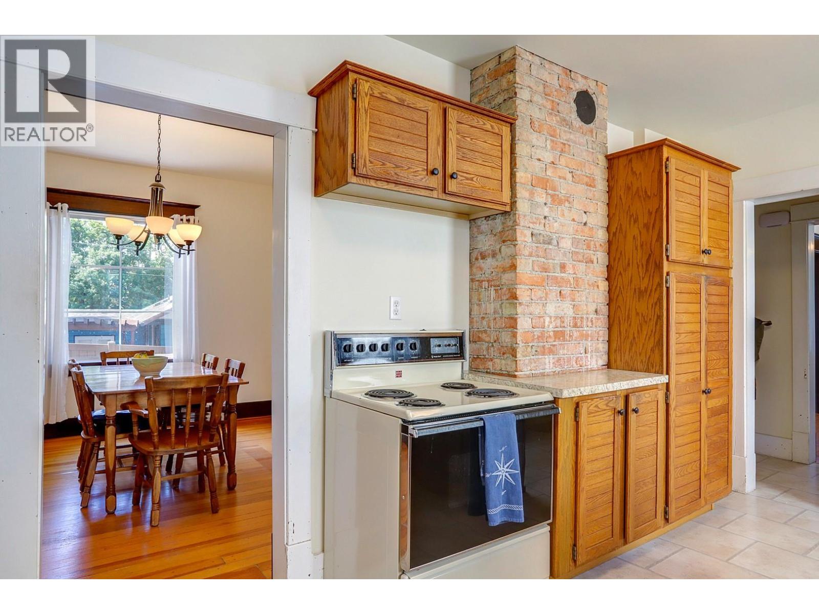 2503 24 Street - 19