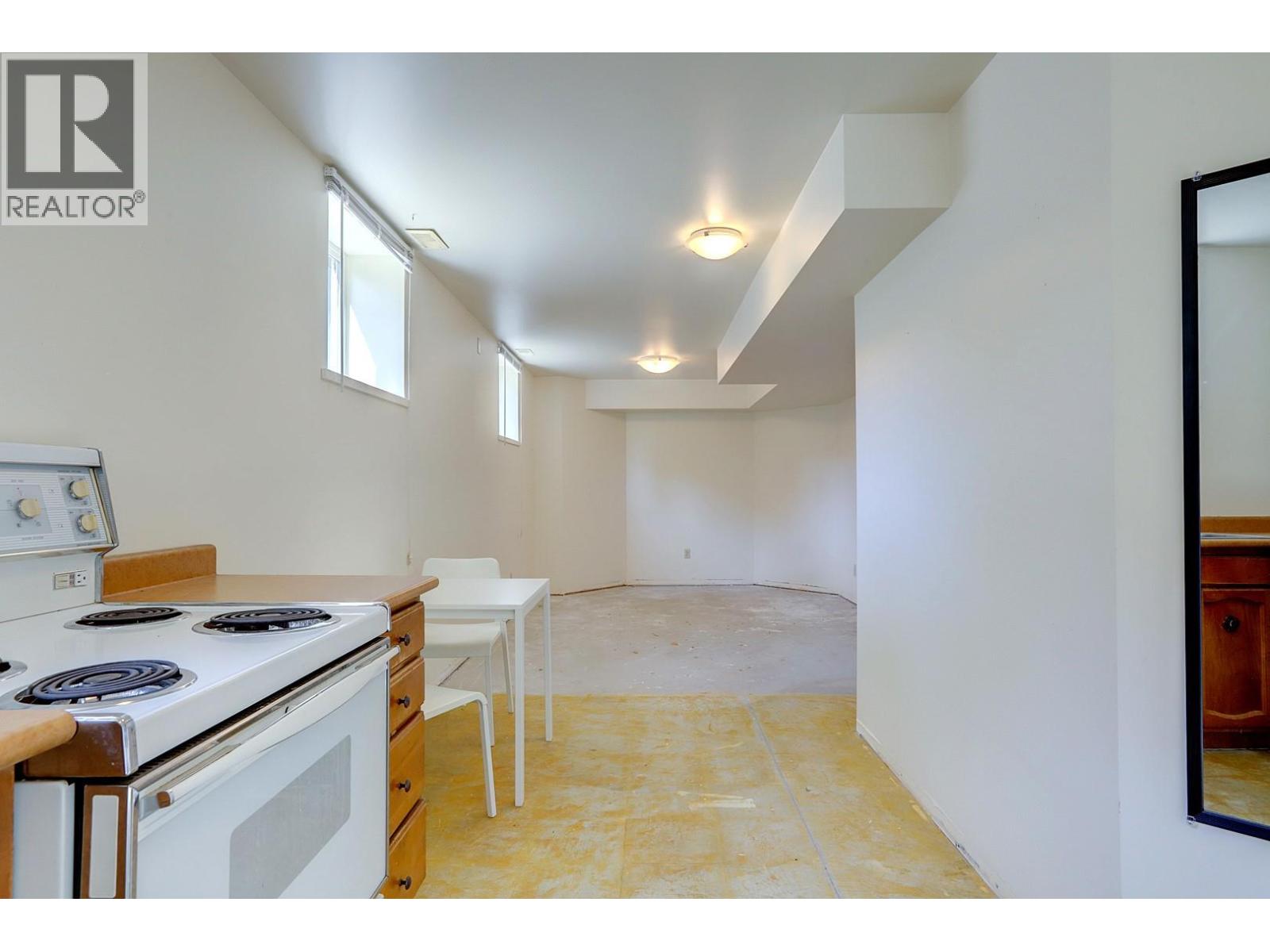 2503 24 Street - 47