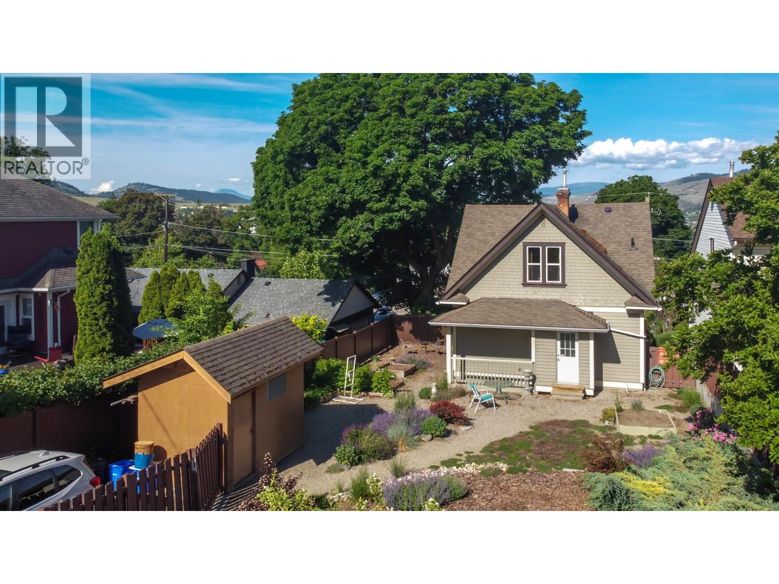 2503 24 Street - 80