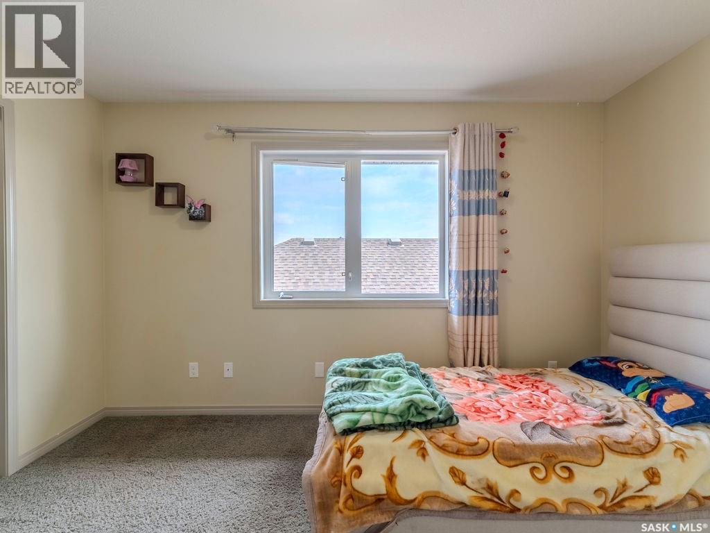 274 Ashworth CRESCENT - 31