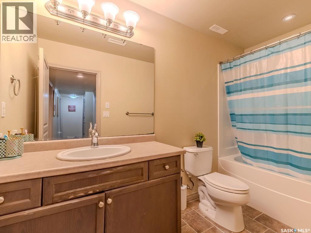 274 Ashworth CRESCENT - 42