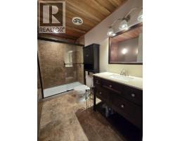 500 16th Avenue Unit# 48, Genelle, BC V0G1G0 Photo 12