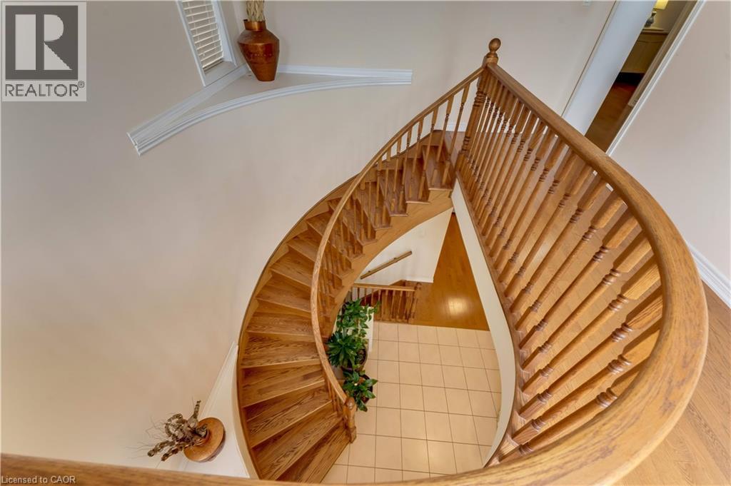 667 LINDEN Drive - 38