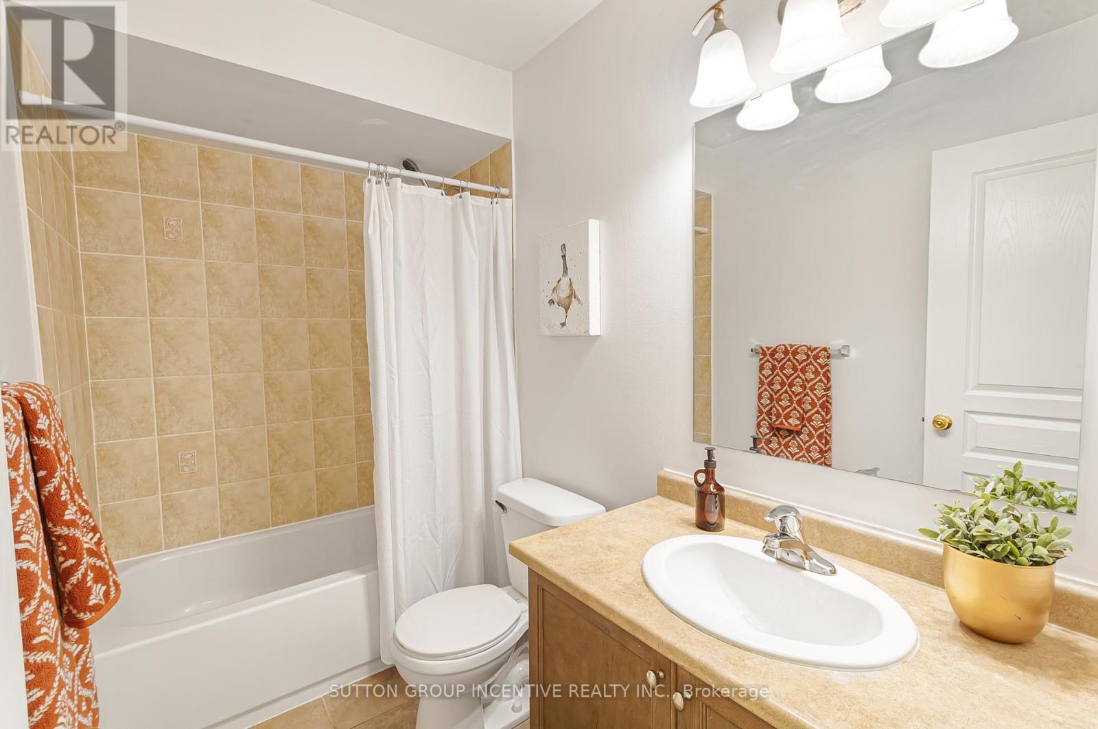 119 THATCHER CRESCENT - 22