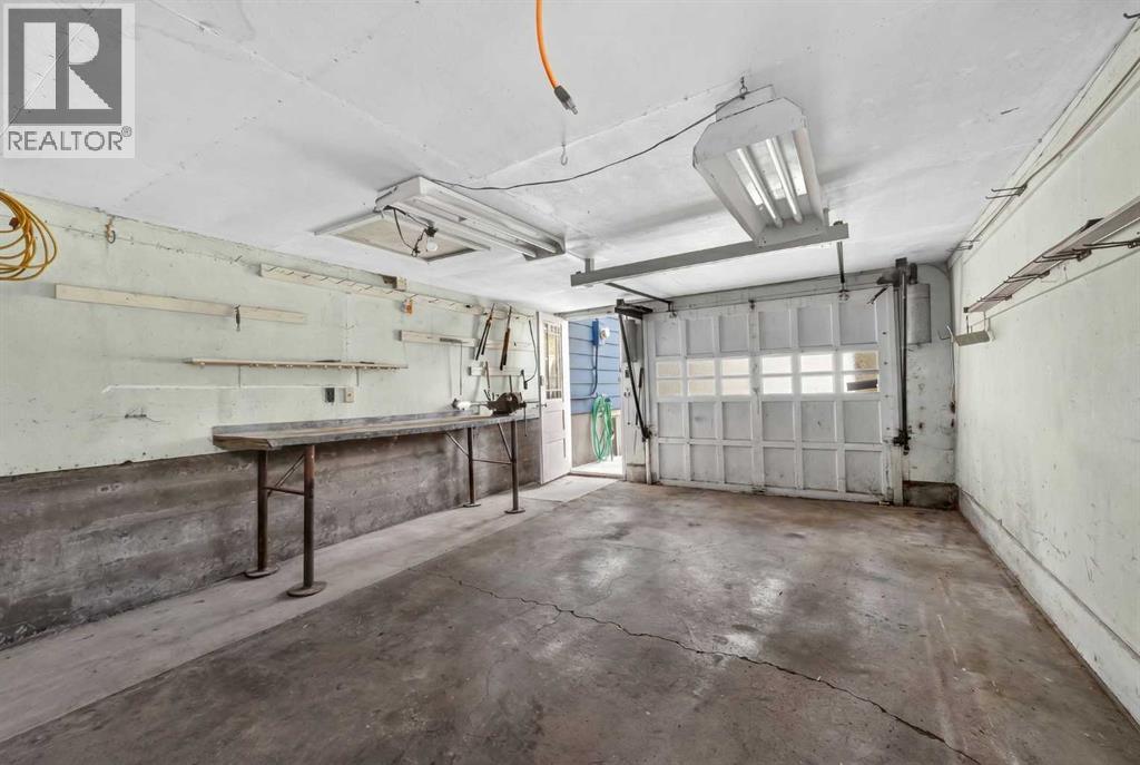 501 26 Street S - 37