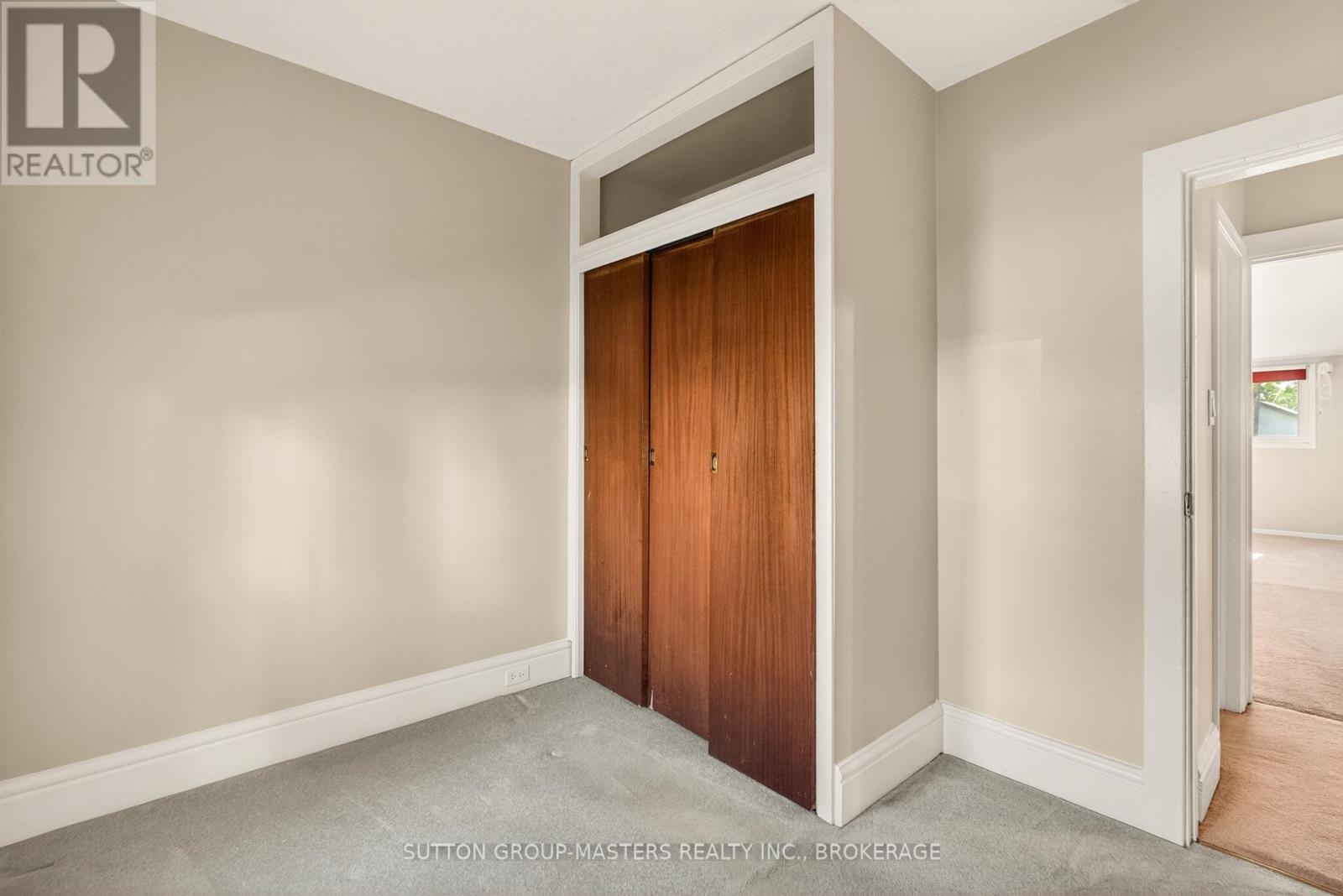 21 CONNAUGHT STREET - 21