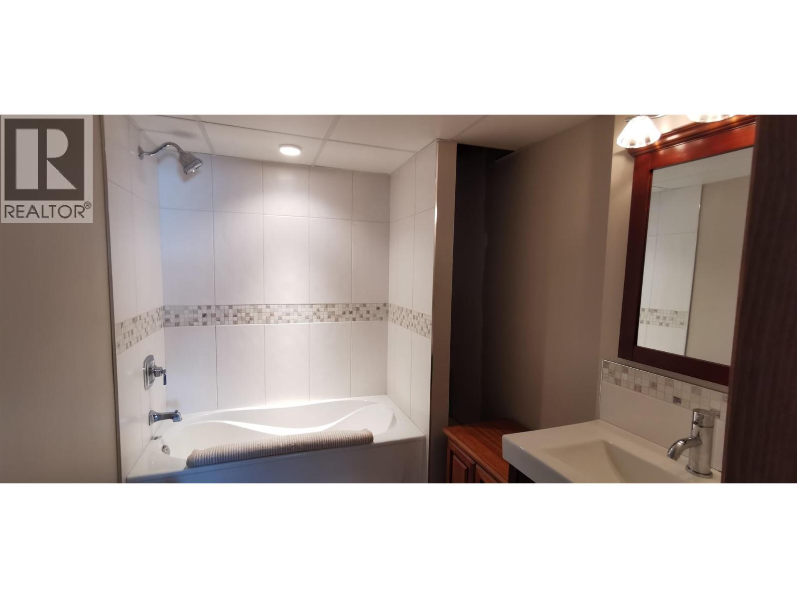 6264 FOREST LAWN FRONTAGE ROAD - 21