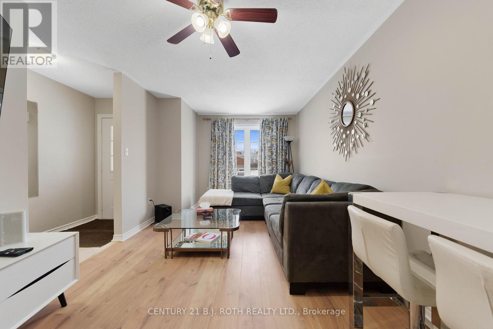 361 GEORGIAN DRIVE - 4