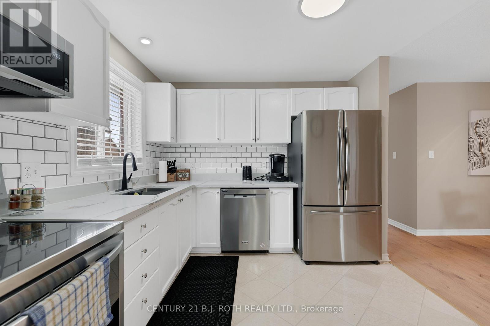 361 GEORGIAN DRIVE - 5