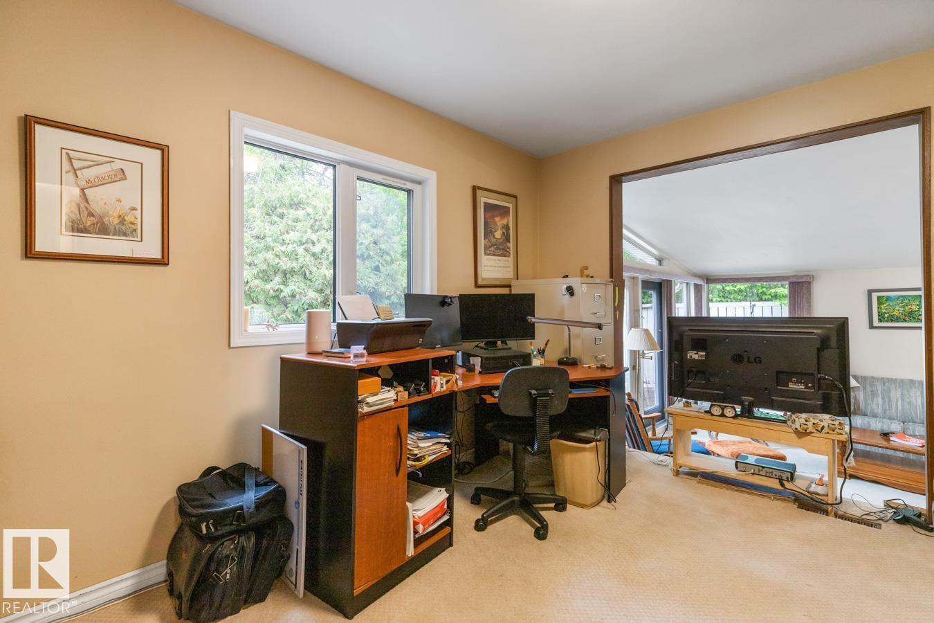 29 GREENVIEW CR — photo 21