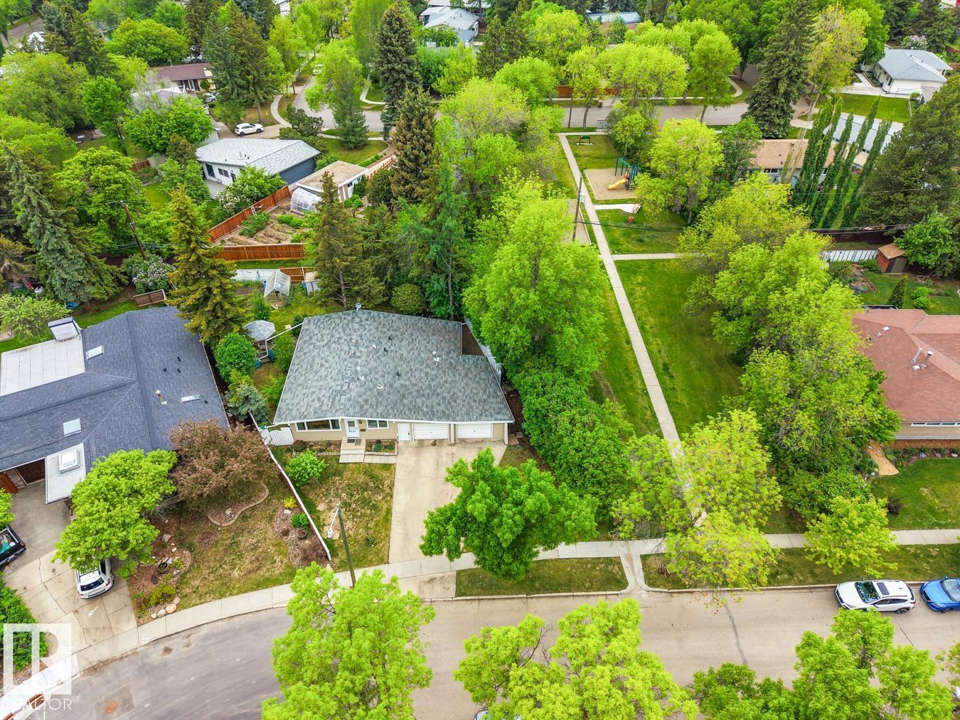 29 GREENVIEW CR — photo 38