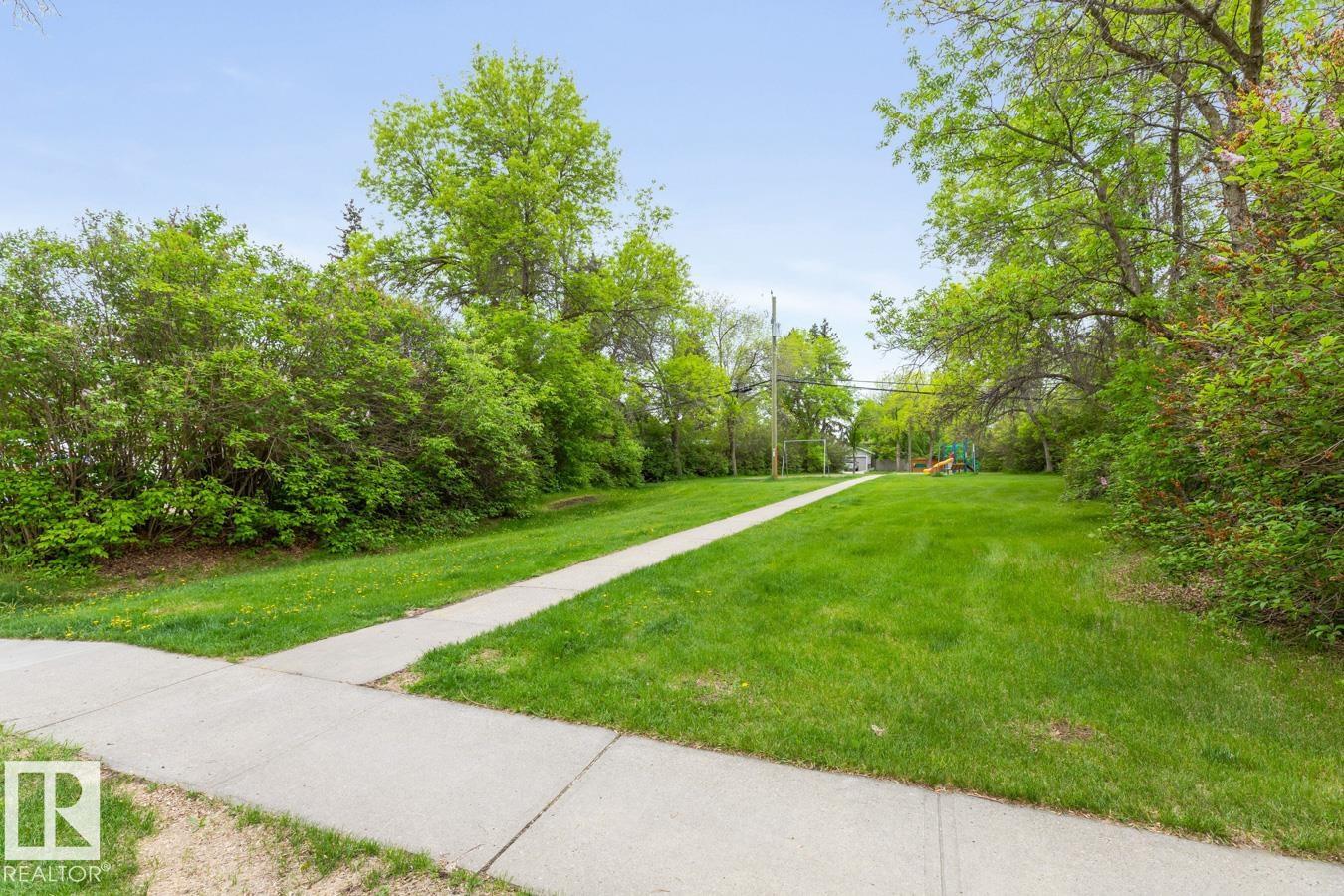 29 GREENVIEW CR — photo 39