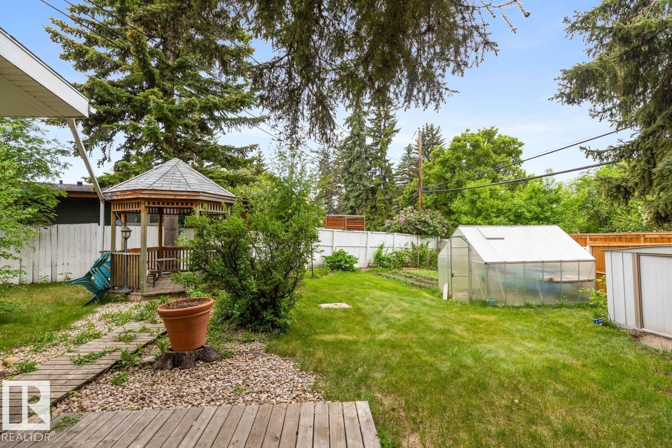 29 GREENVIEW CR — photo 30