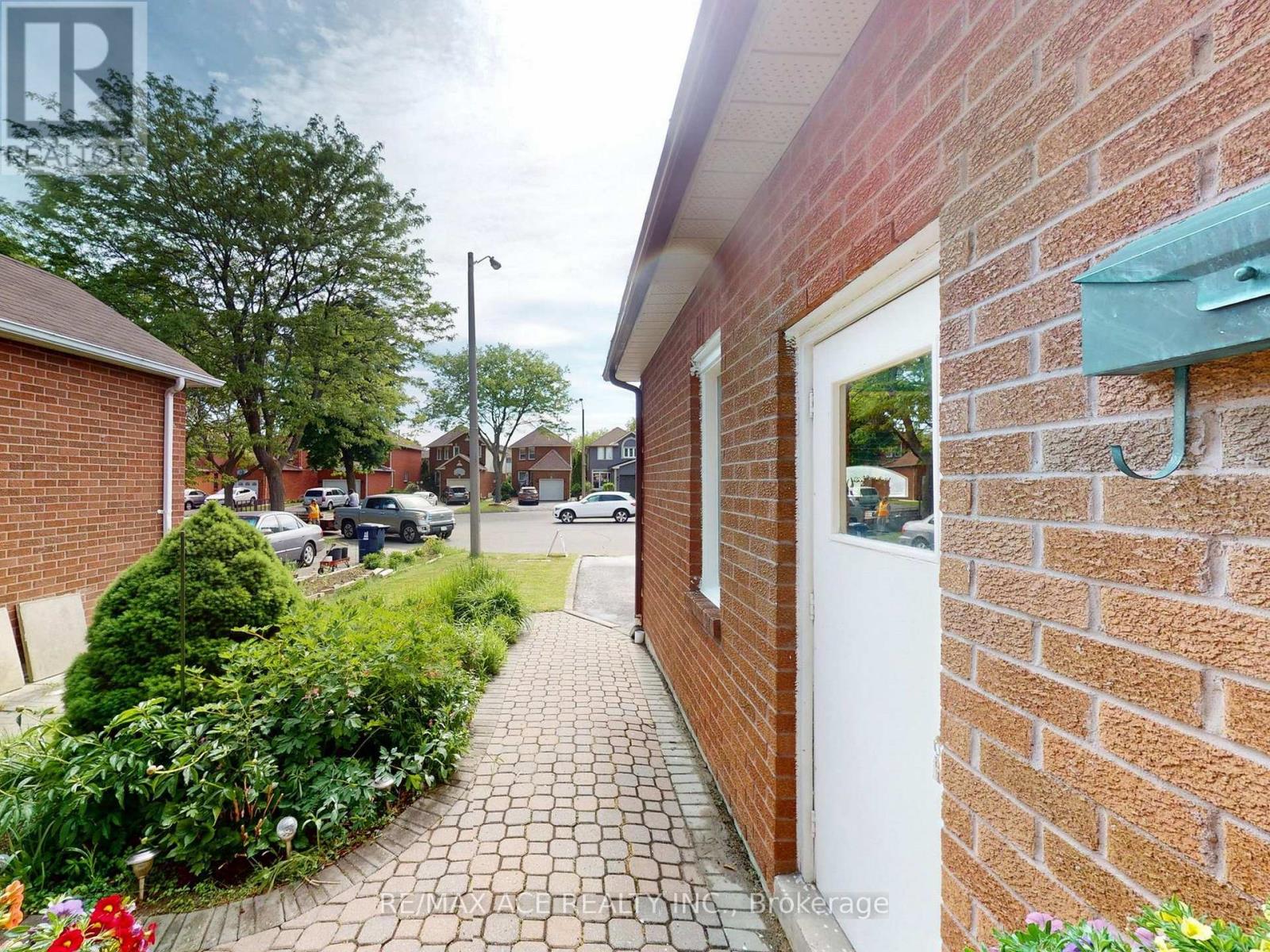 159 HEALE AVENUE - 21