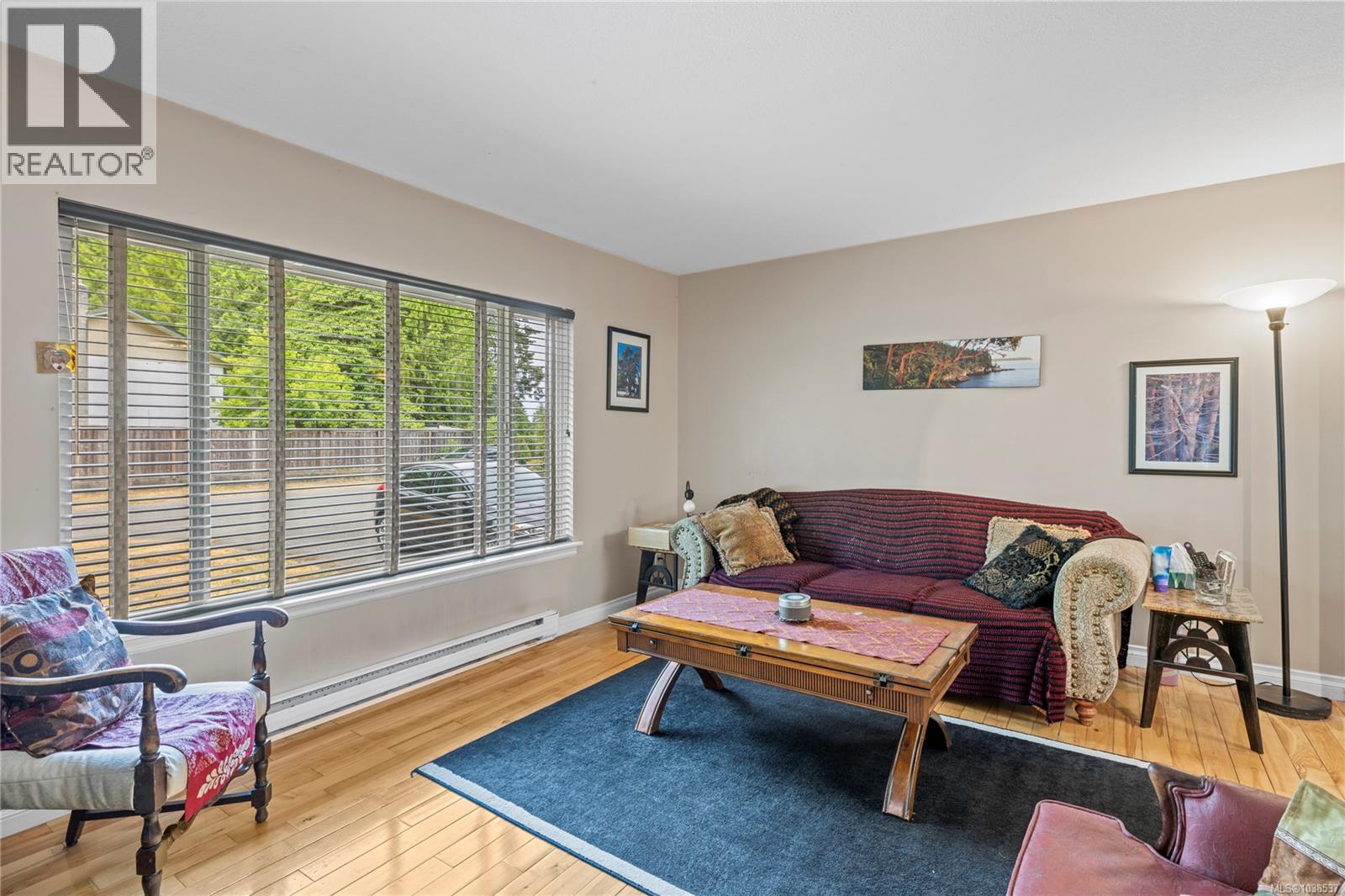 1524 Pacific Cres - 15