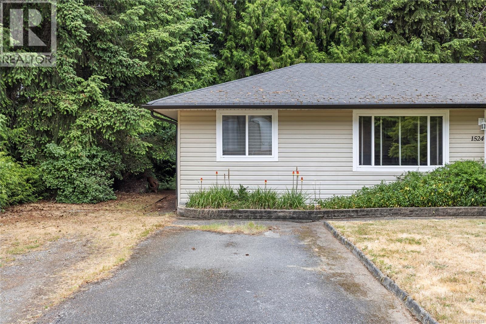 1524 Pacific Cres, Parksville