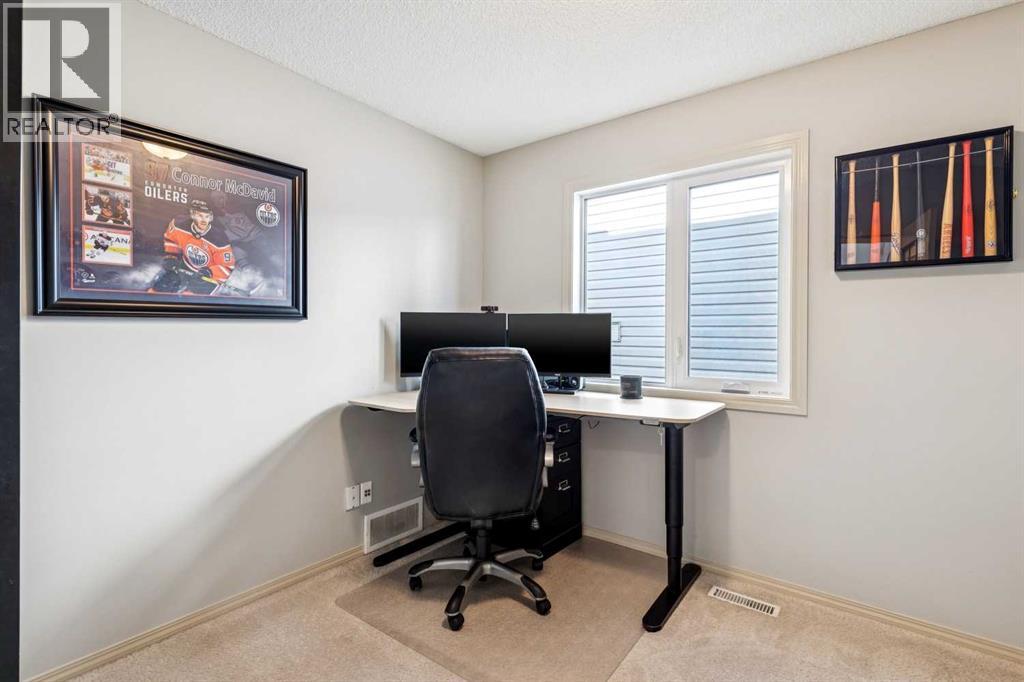 161 Kincora Park NW - 36