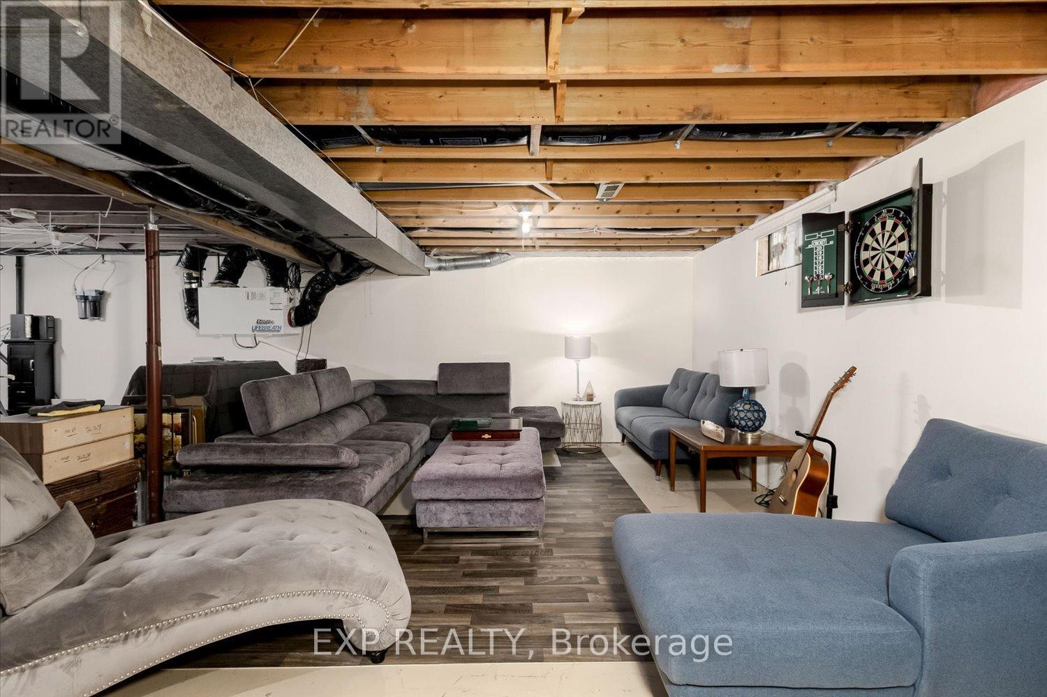 28 DENRICH AVENUE - 24