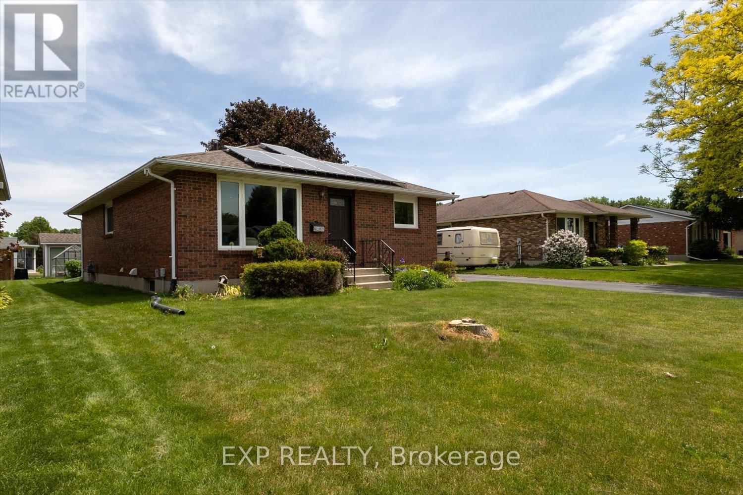 28 DENRICH AVENUE - 34