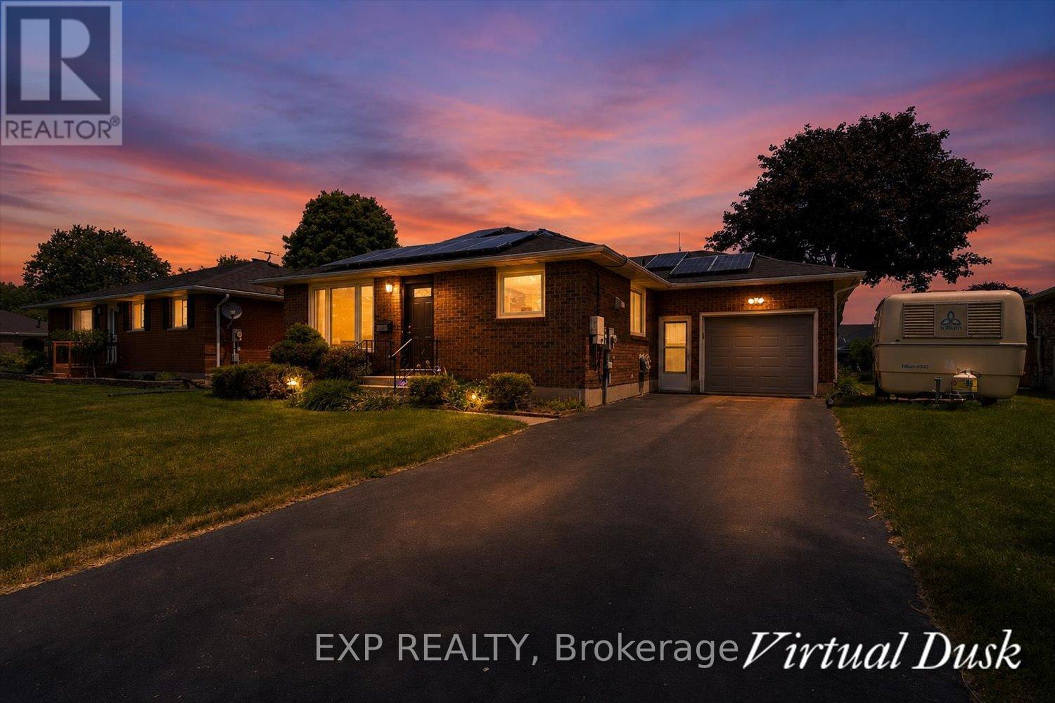 28 DENRICH AVENUE - 35