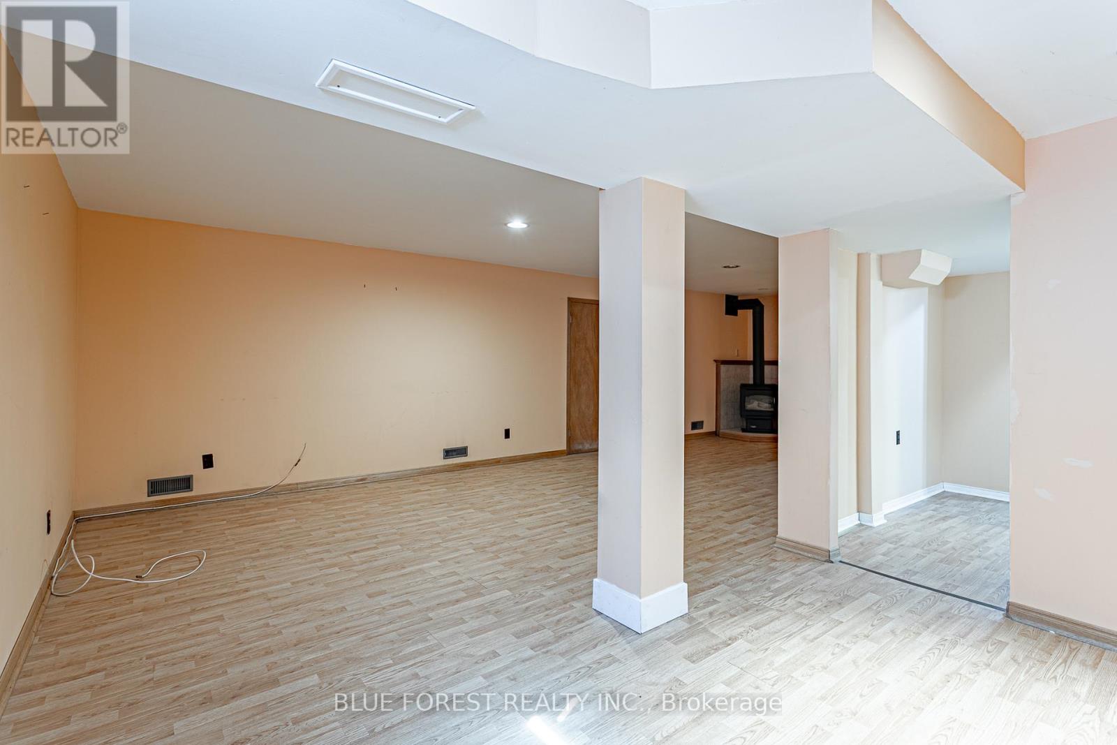 232 TERRENCE AVENUE - 17