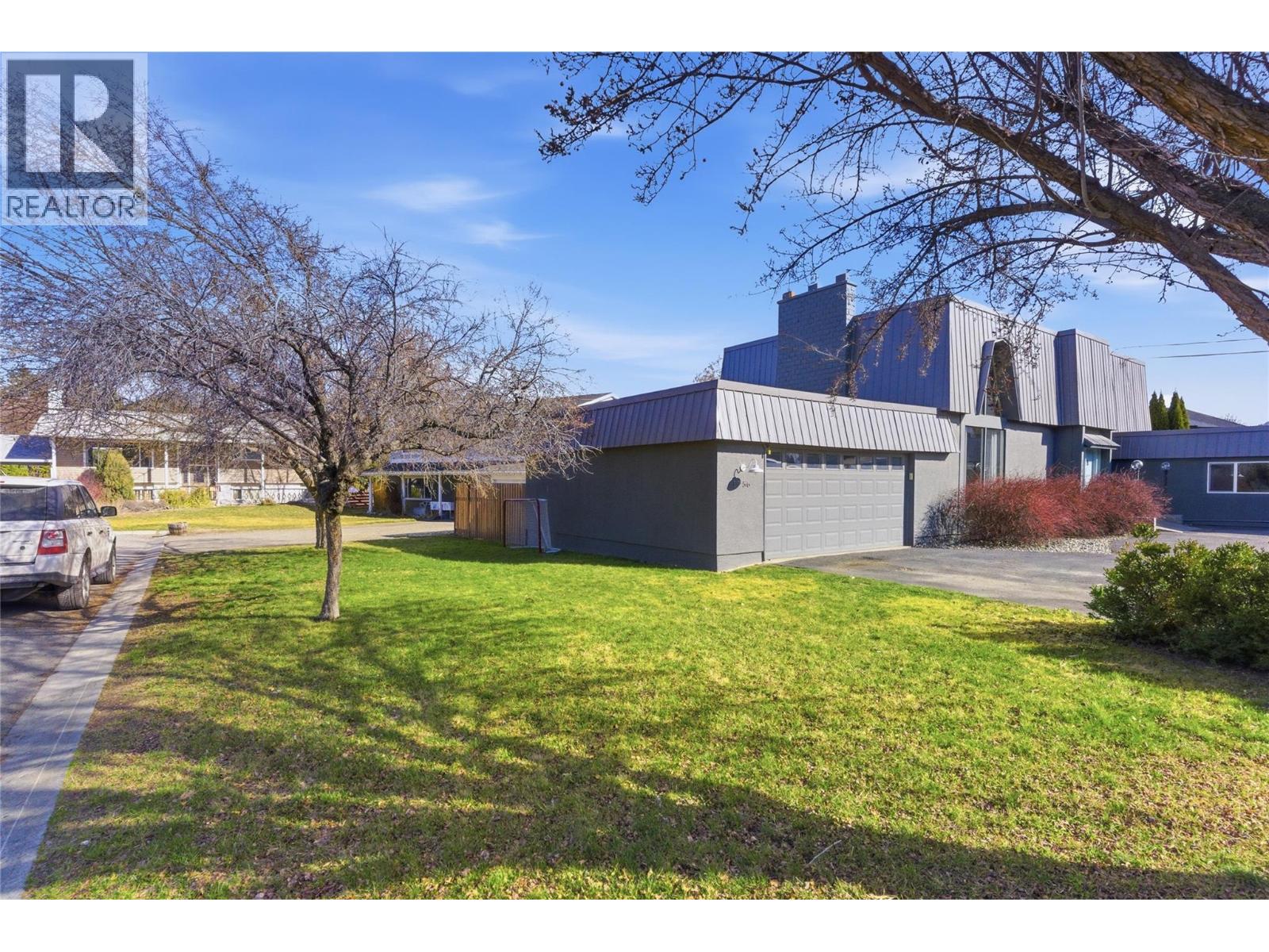 1756 CLIFFORD Avenue - 3