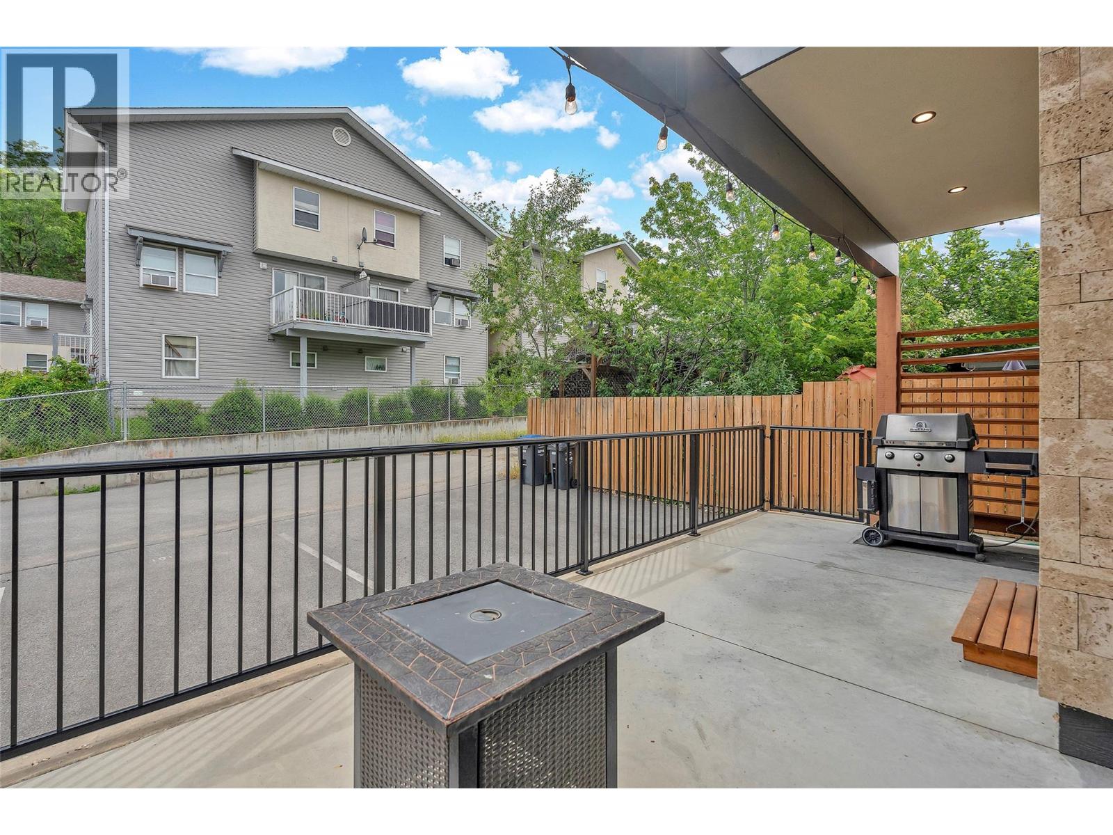 #102 436 Pickering Street - 5