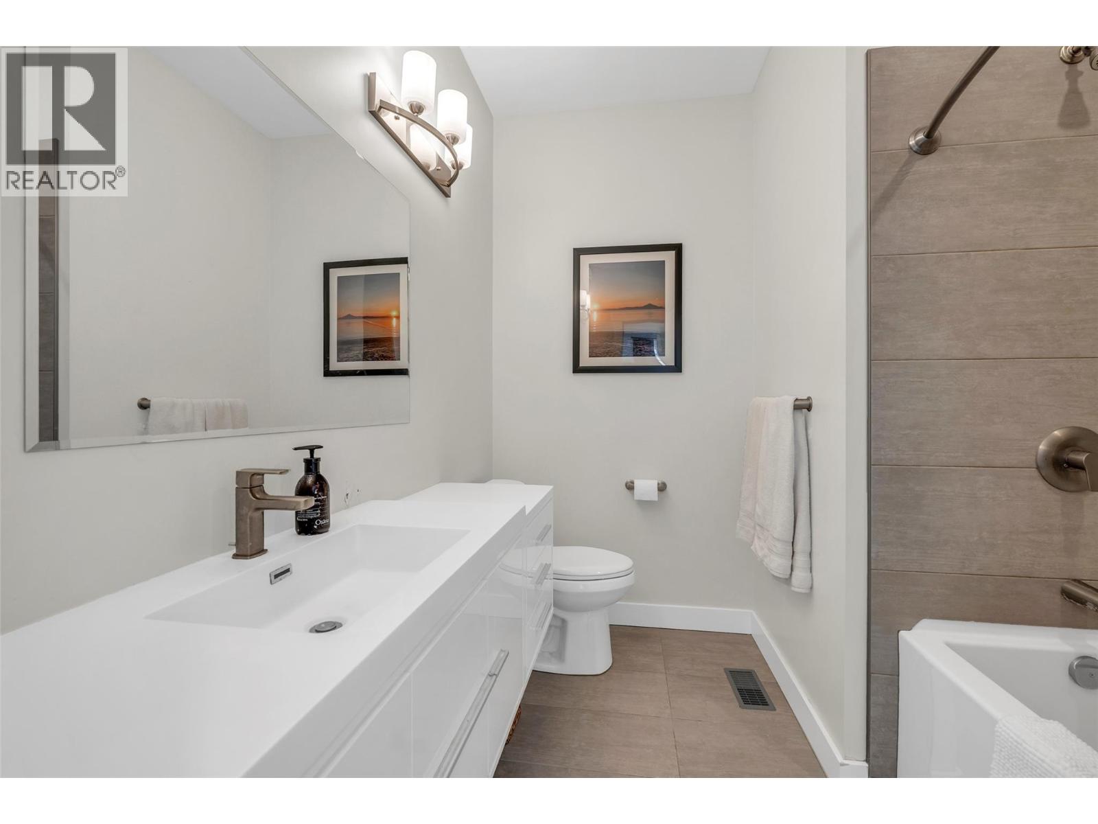 #102 436 Pickering Street - 29
