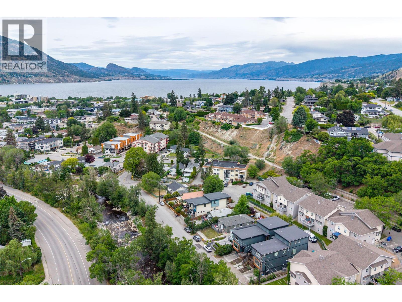 #102 436 Pickering Street - 32