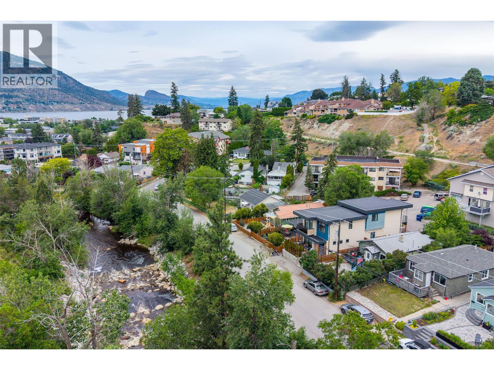 #102 436 Pickering Street - 38