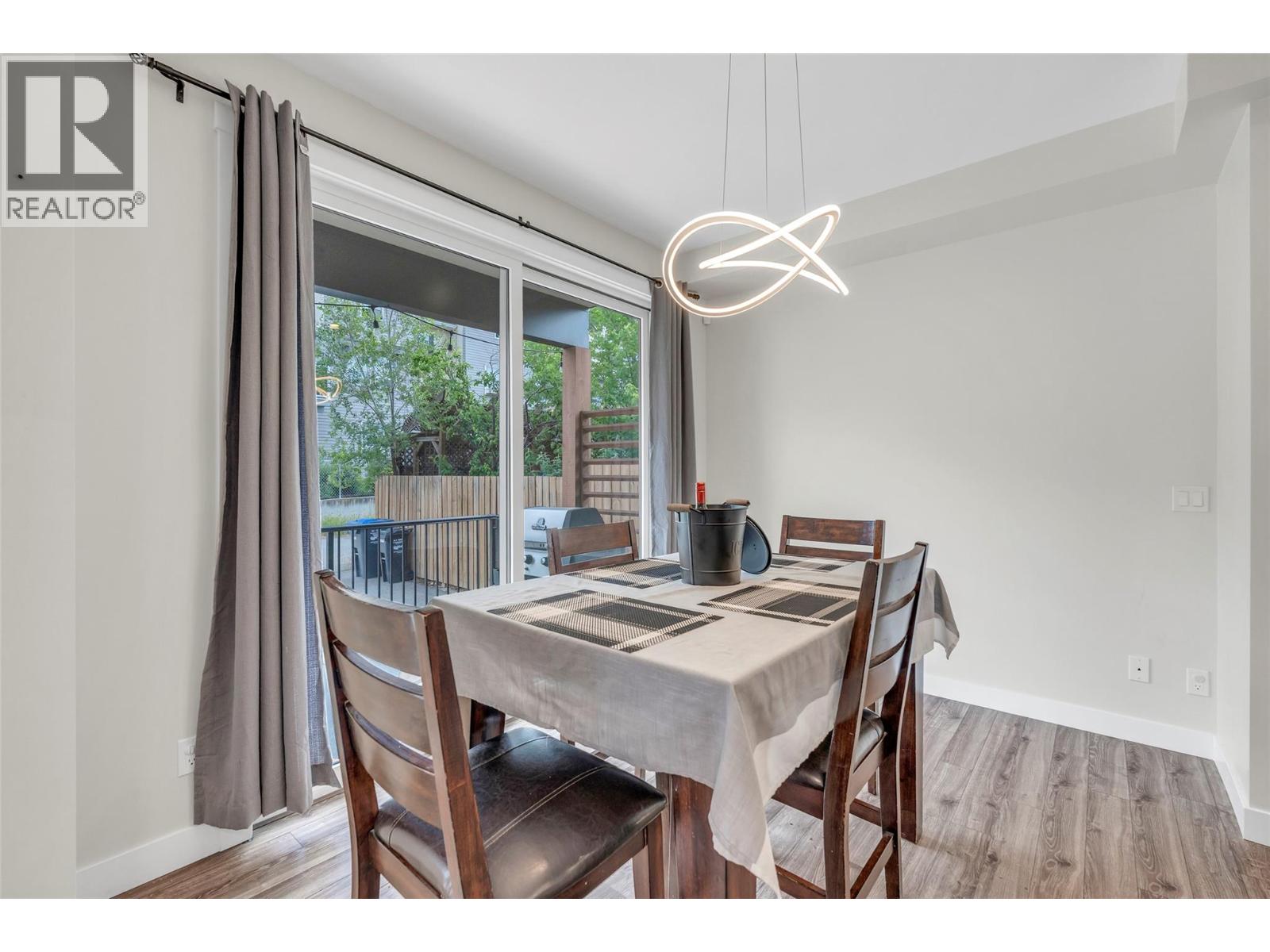 #102 436 Pickering Street - 11