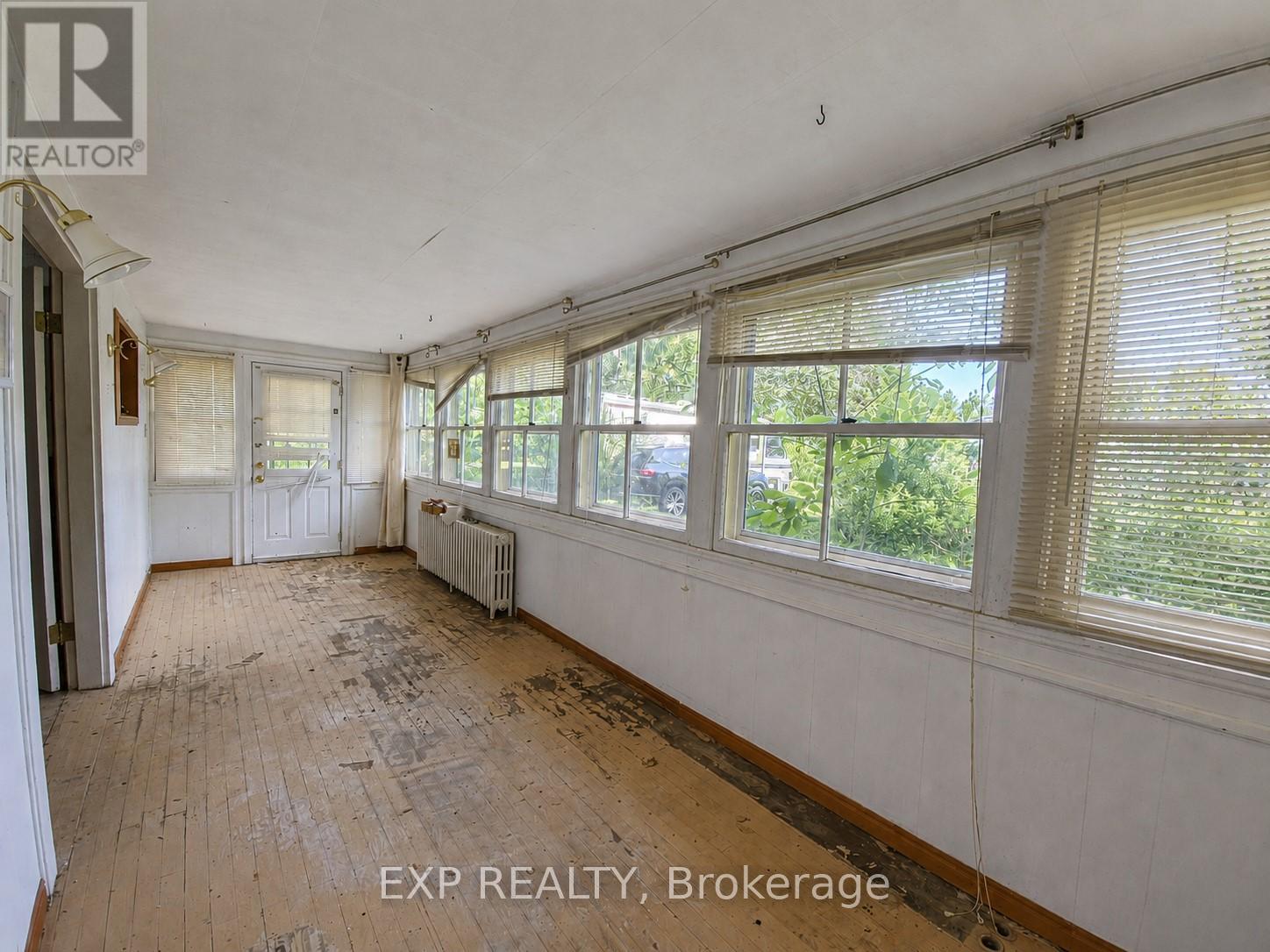 3226 PINE AVENUE - Image 3