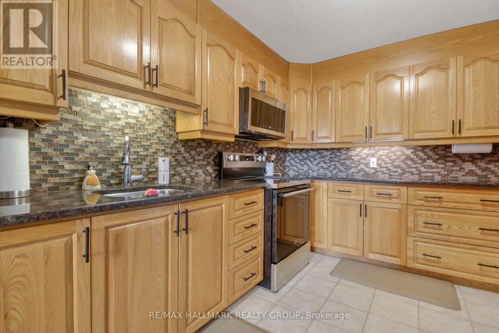 #615 1485 BASELINE ROAD - 15