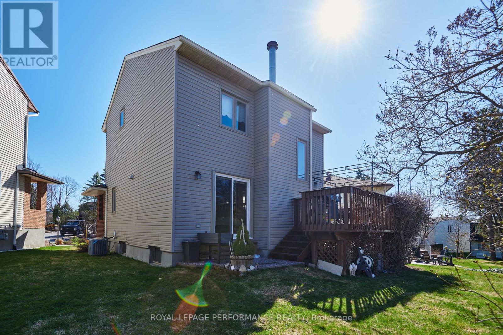 43 WATERVIEW COURT - 34