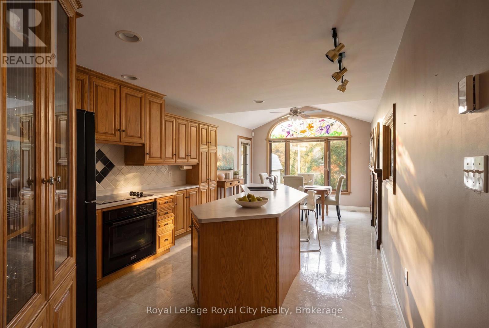 92 DEAN AVENUE - 10