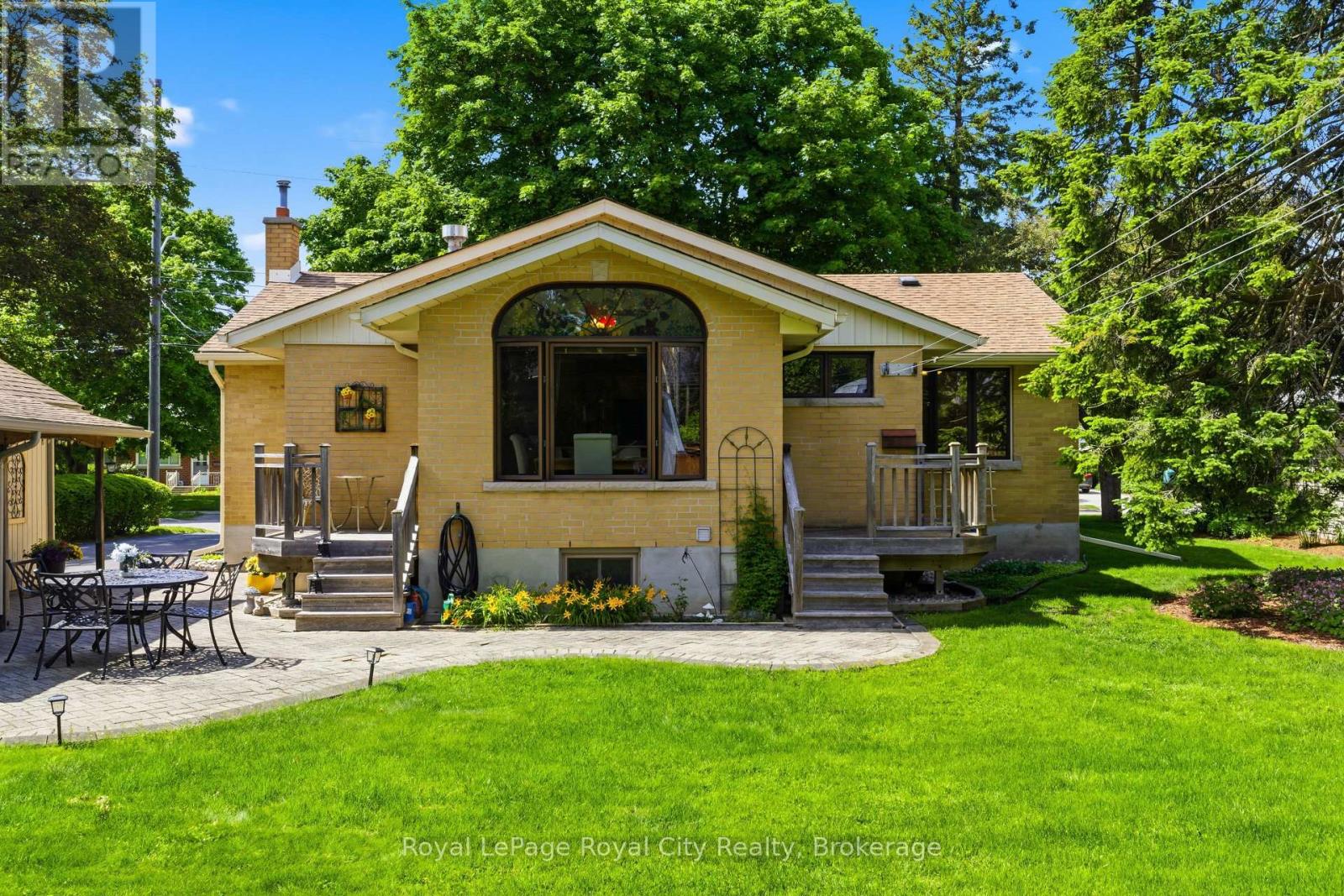 92 DEAN AVENUE - 46