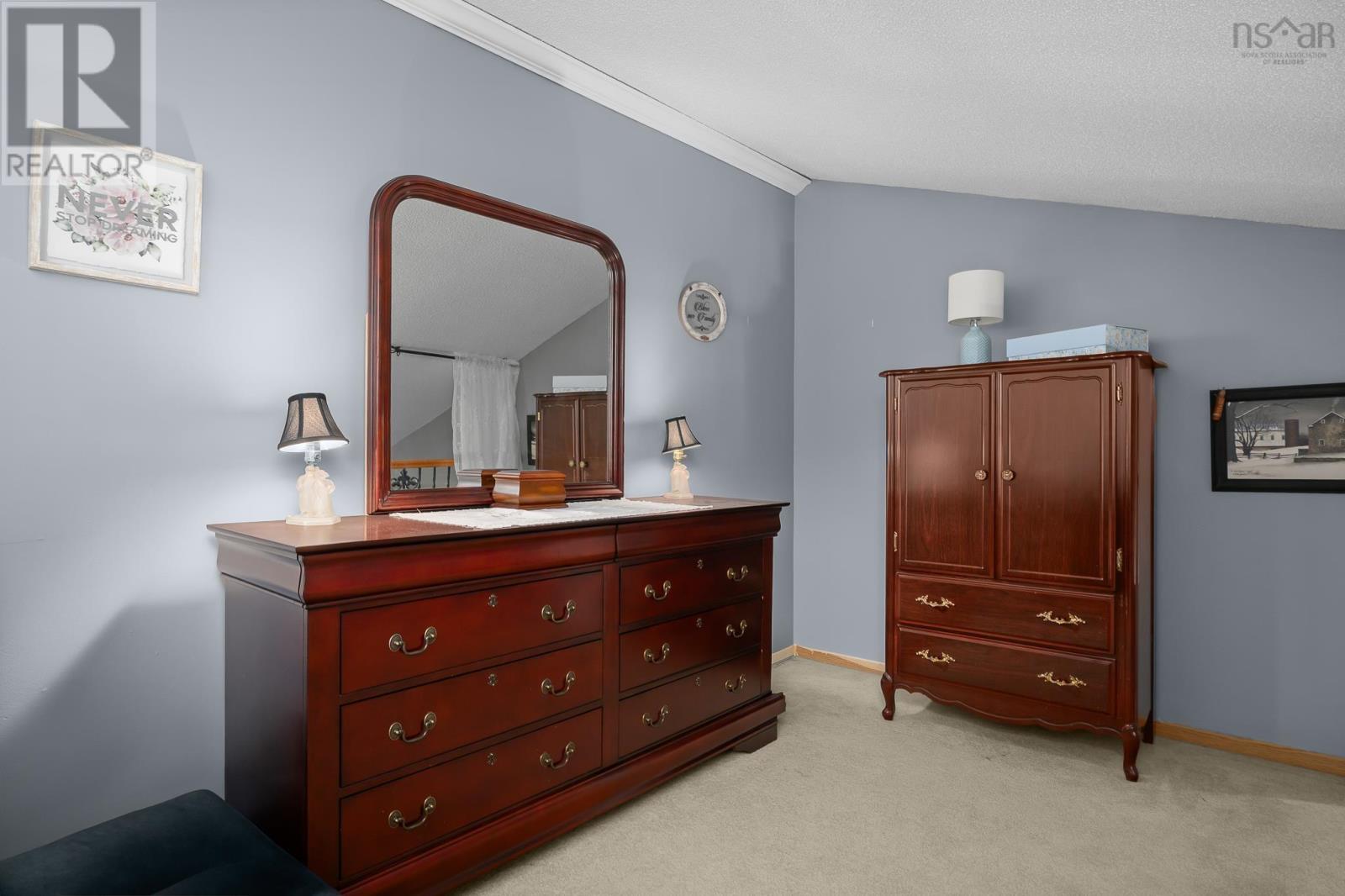 Property 3 of 40 of 14 4 Rose Way