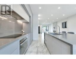 613 Harvie Avenue, Toronto, ON M6E4M4 Photo 9
