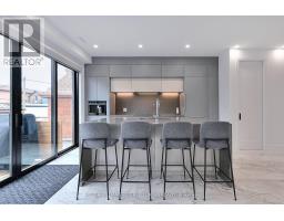 613 Harvie Avenue, Toronto, ON M6E4M4 Photo 33