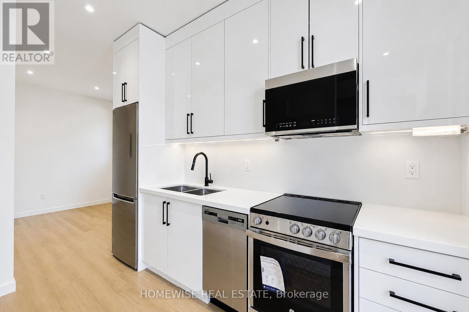 Listing photo of GRDN - 159 LOCKSLEY AVENUE