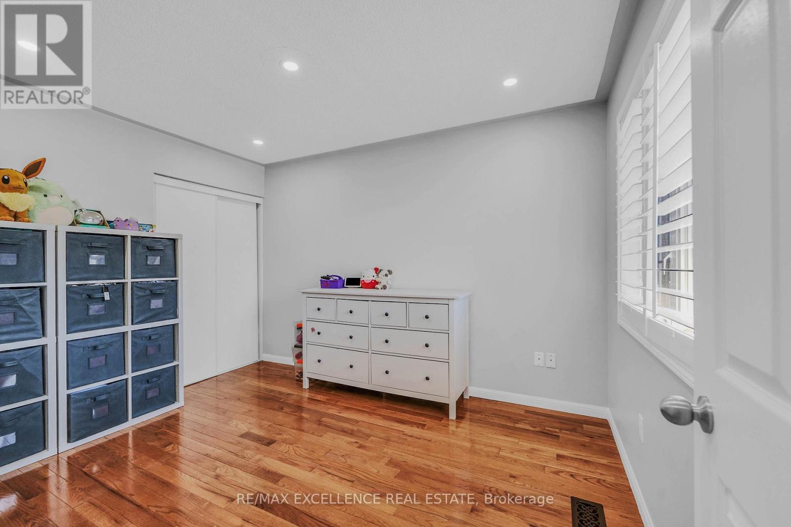9 VIRTUES AVENUE - 32