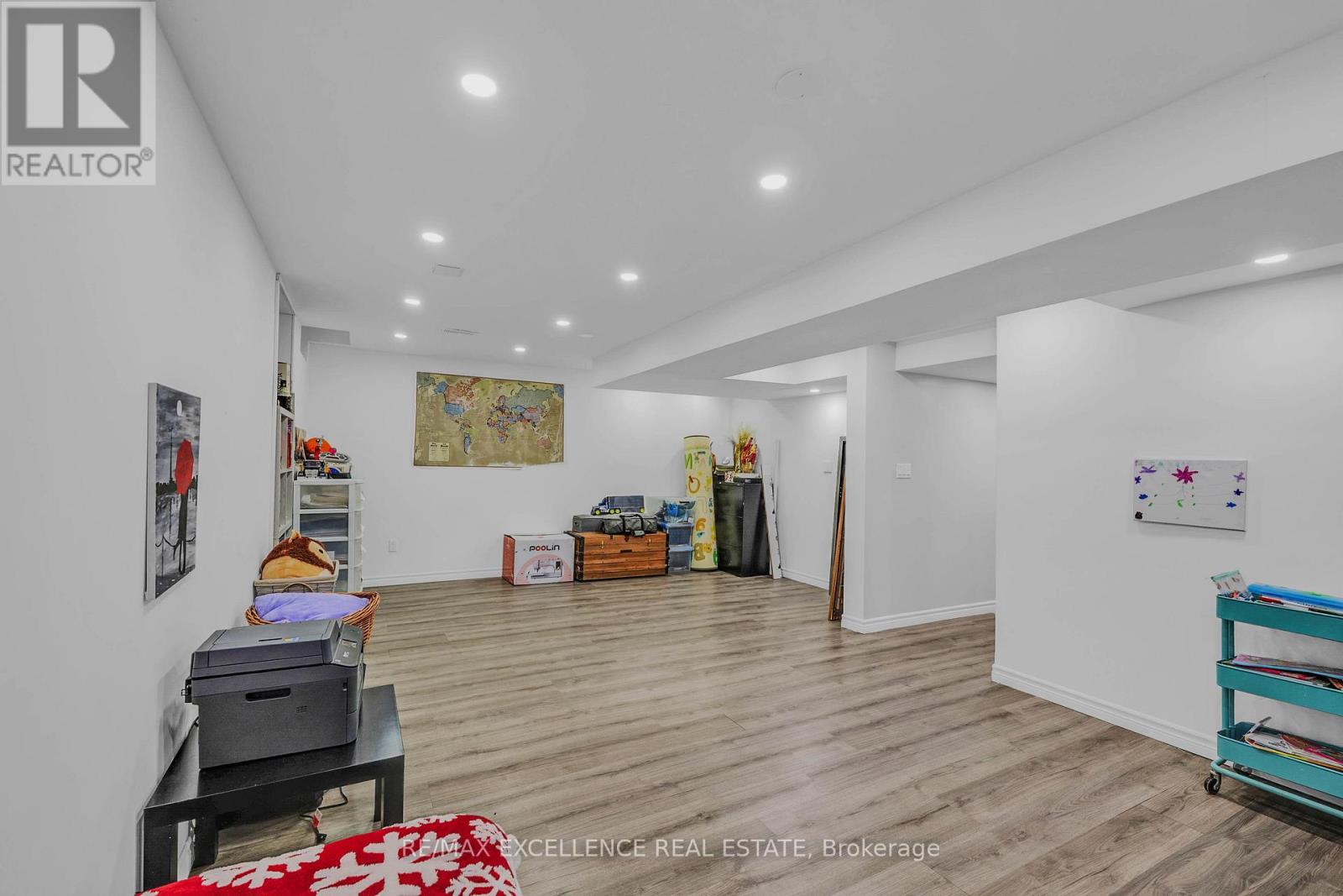 9 VIRTUES AVENUE - 42
