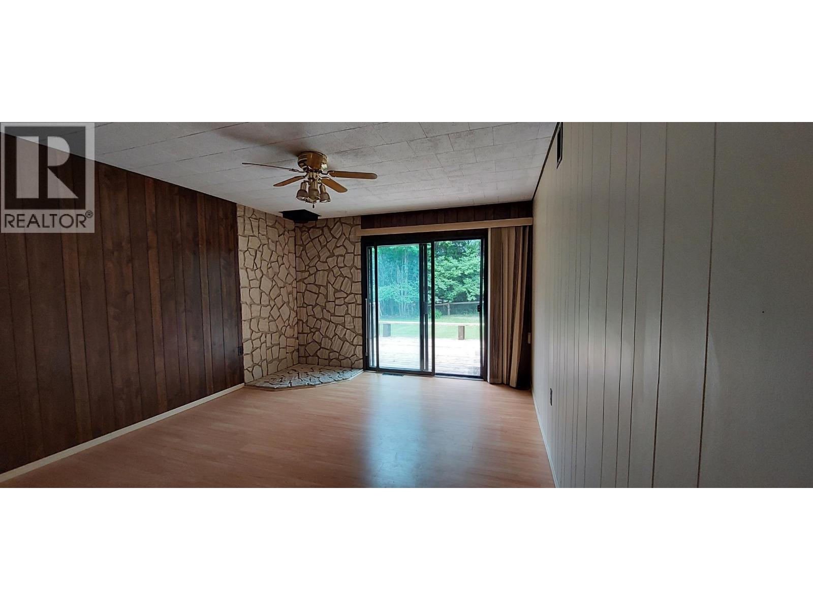 1600 MACKENZIE 20 HIGHWAY - 15